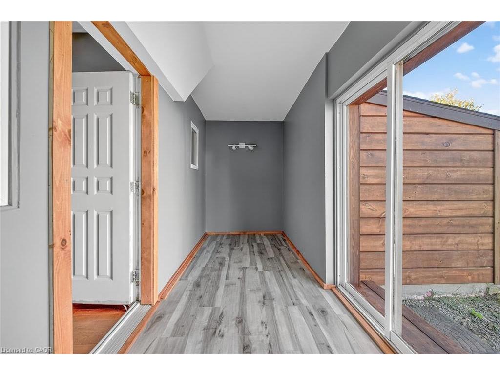 









10


Kimber

Road,
Lowbanks,




ON
N0A 1K0

