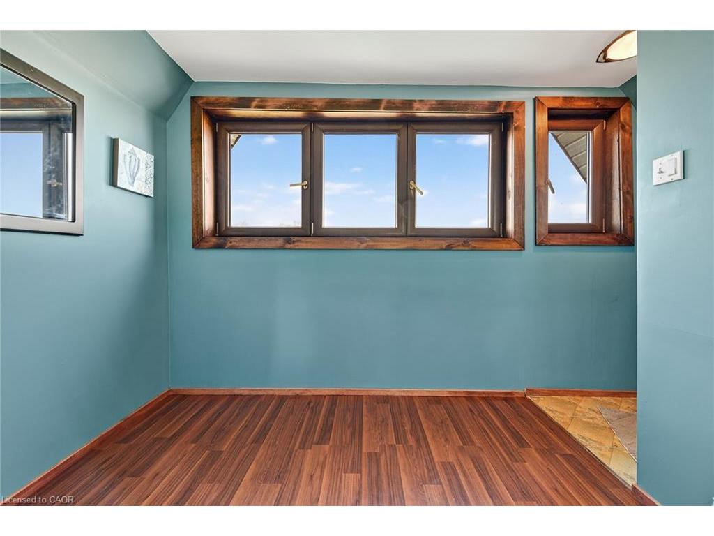 









10


Kimber

Road,
Lowbanks,




ON
N0A 1K0

