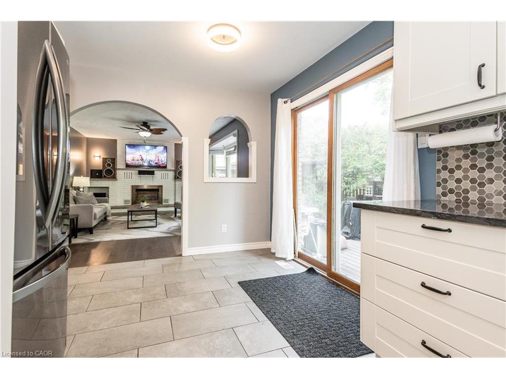 









236


Ironwood

Road,
Guelph,




ON
N1G 3G1

