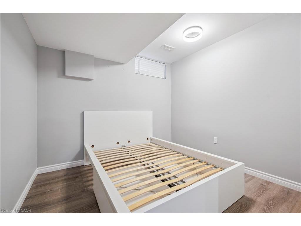 









236


Ironwood

Road,
Guelph,




ON
N1G 3G1

