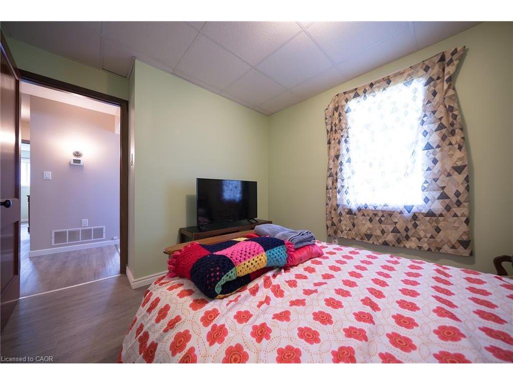 









8


Queen

Street,
Langton,




ON
N0E 1G0

