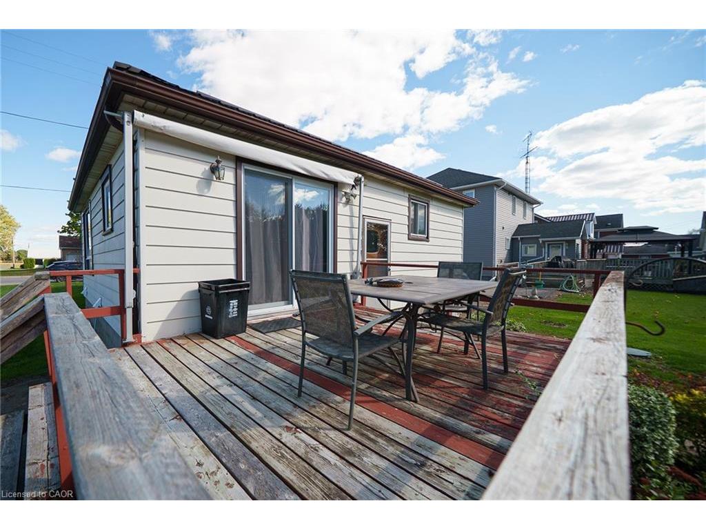 









8


Queen

Street,
Langton,




ON
N0E 1G0

