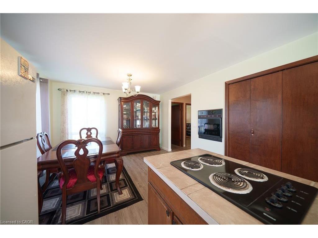 









8


Queen

Street,
Langton,




ON
N0E 1G0

