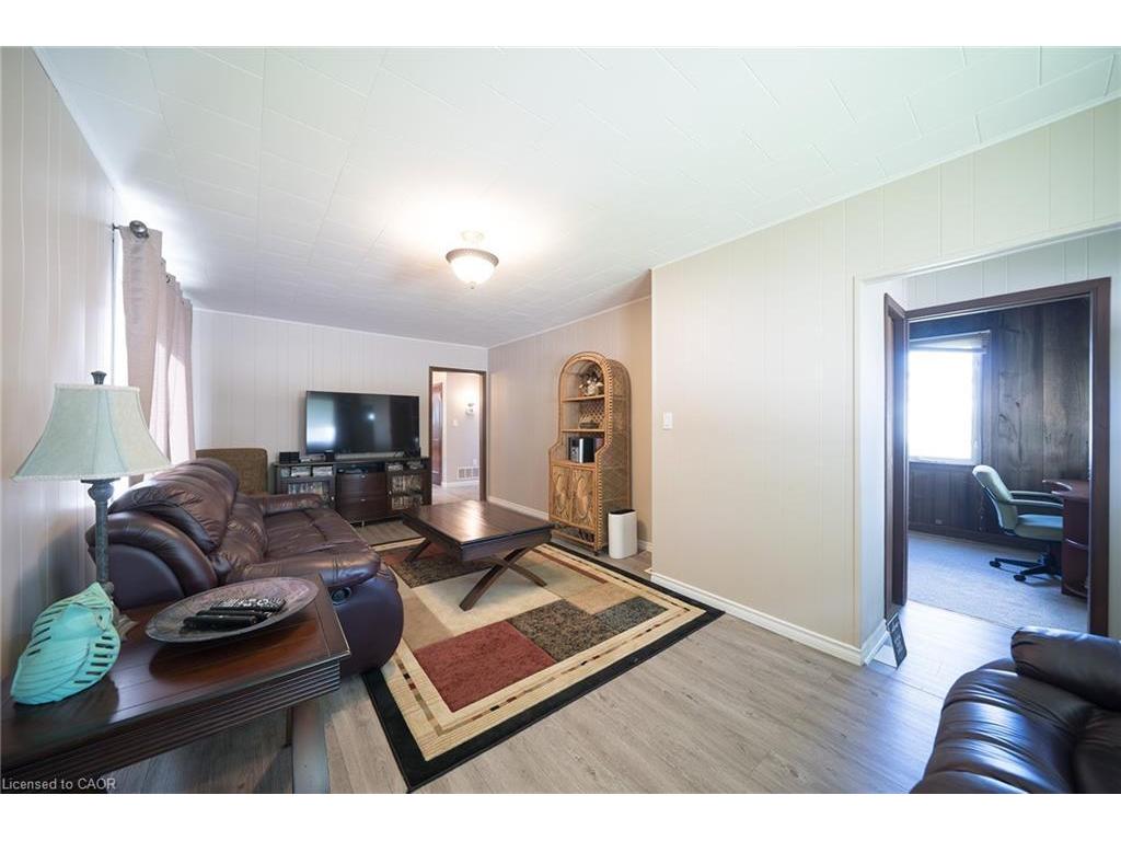 









8


Queen

Street,
Langton,




ON
N0E 1G0

