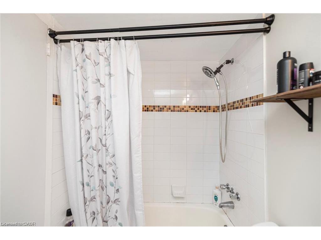 









15


Albright

Road, 603,
Hamilton,




ON
L8K 5J2

