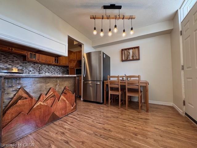 









15


Albright

Road, 603,
Hamilton,




ON
L8K 5J2

