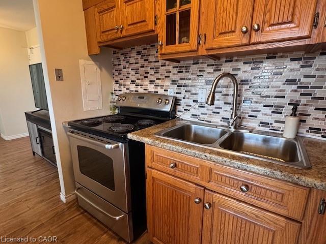 









15


Albright

Road, 603,
Hamilton,




ON
L8K 5J2

