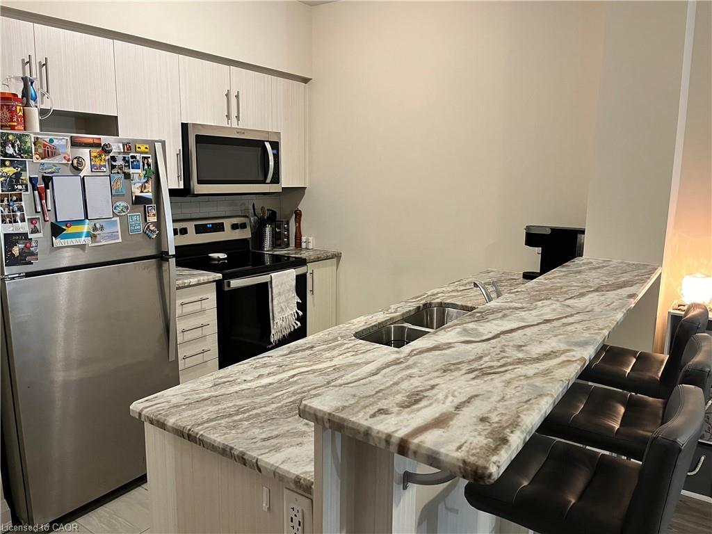 









16


Concord

Place, 214,
Grimsby,




ON
L3M 0J1

