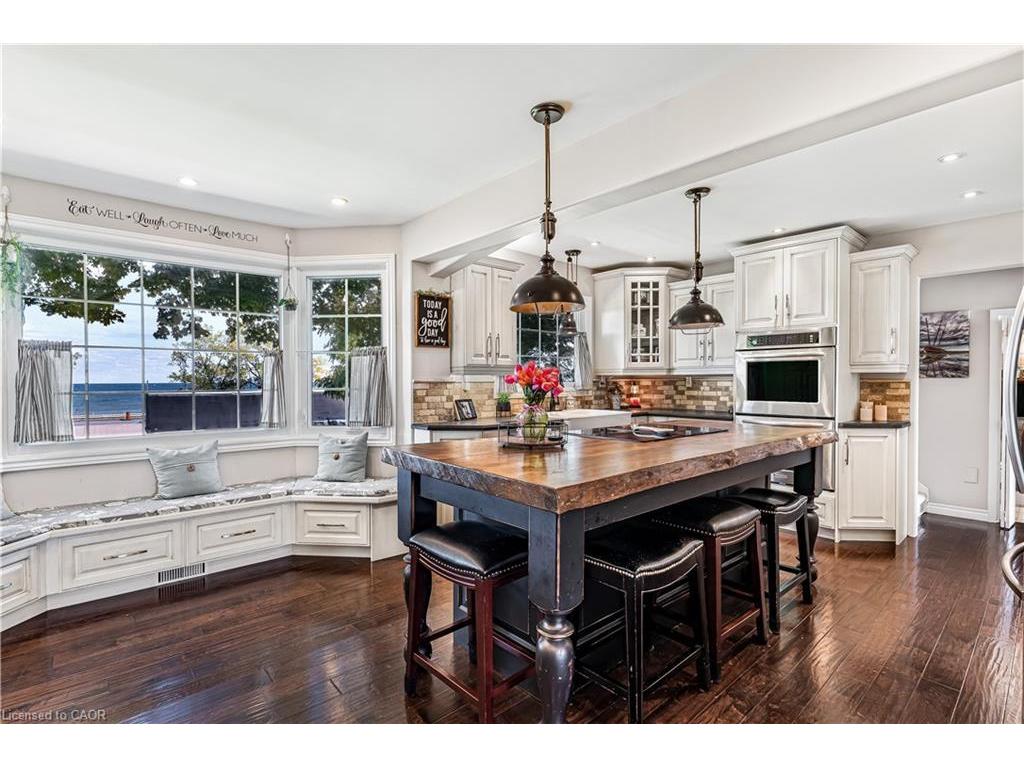 









4591


Twenty First

Street,
Lincoln,




ON
L0R 2E0

