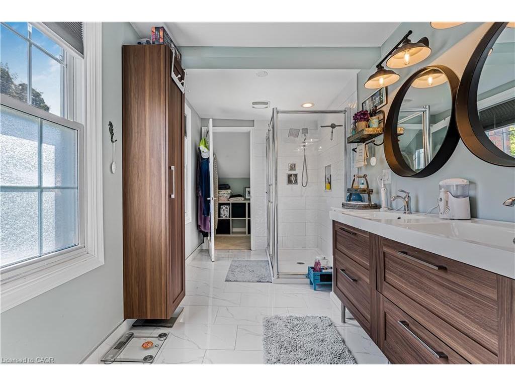 









4591


Twenty First

Street,
Lincoln,




ON
L0R 2E0

