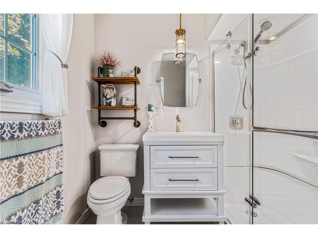 









4591


Twenty First

Street,
Lincoln,




ON
L0R 2E0

