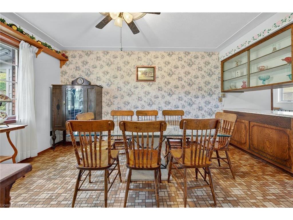 









162


Young

Road,
Dunnville,




ON
N1A 2W7

