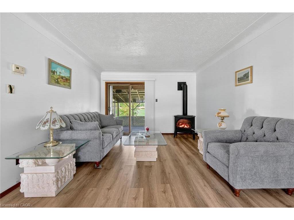 









162


Young

Road,
Dunnville,




ON
N1A 2W7

