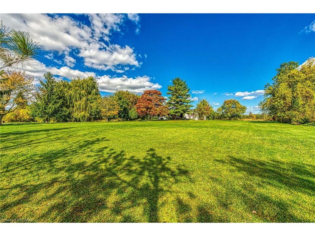 









162


Young

Road,
Dunnville,




ON
N1A 2W7

