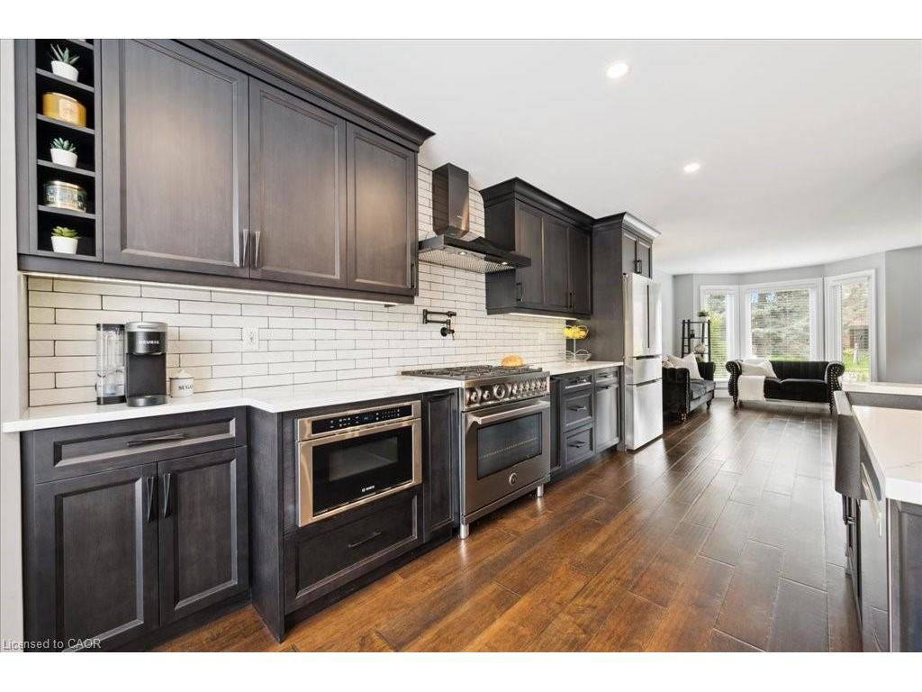 









9


Kortright

Road East,
Guelph,




ON
N1G 4C8

