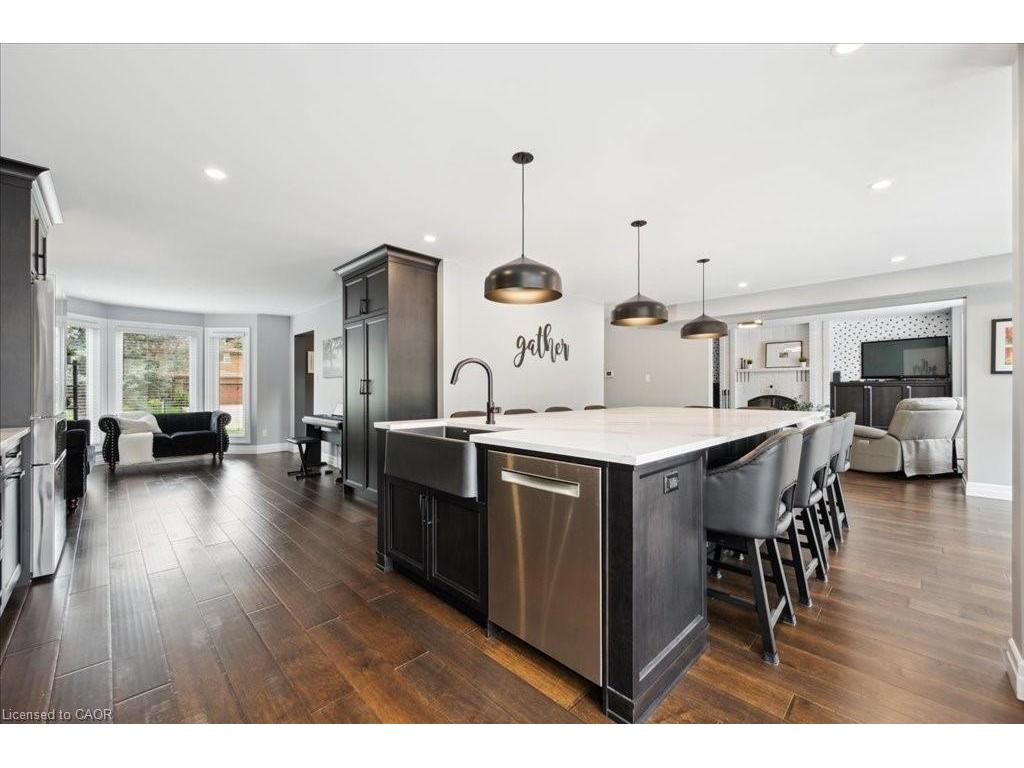 









9


Kortright

Road East,
Guelph,




ON
N1G 4C8


