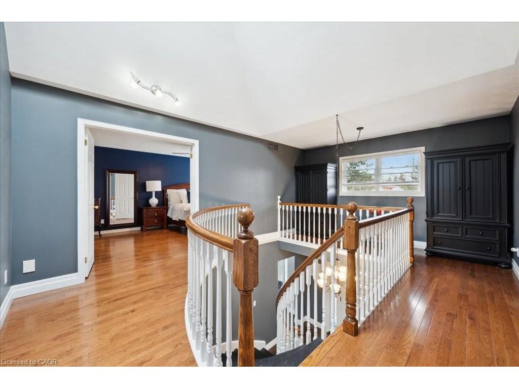 









9


Kortright

Road East,
Guelph,




ON
N1G 4C8

