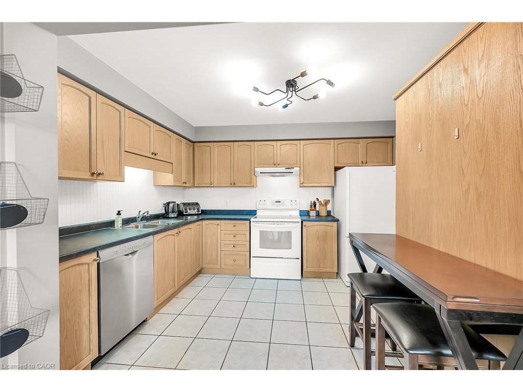 









40


Braemar

Avenue, 30,
Caledonia,




ON
N3W 2N1

