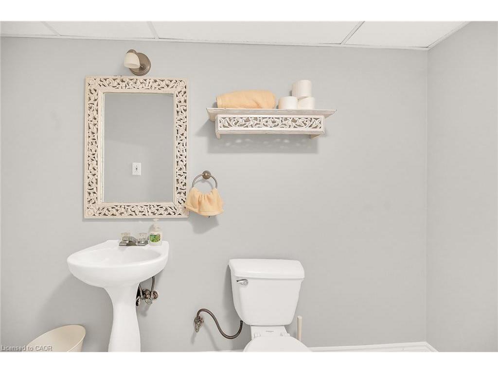 









40


Braemar

Avenue, 30,
Caledonia,




ON
N3W 2N1

