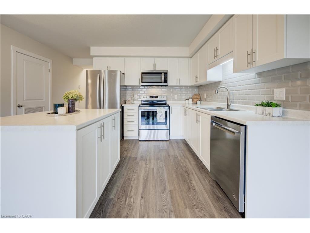 









160


Rochefort

Street, C-18,
Kitchener,




ON
N2R 0P5

