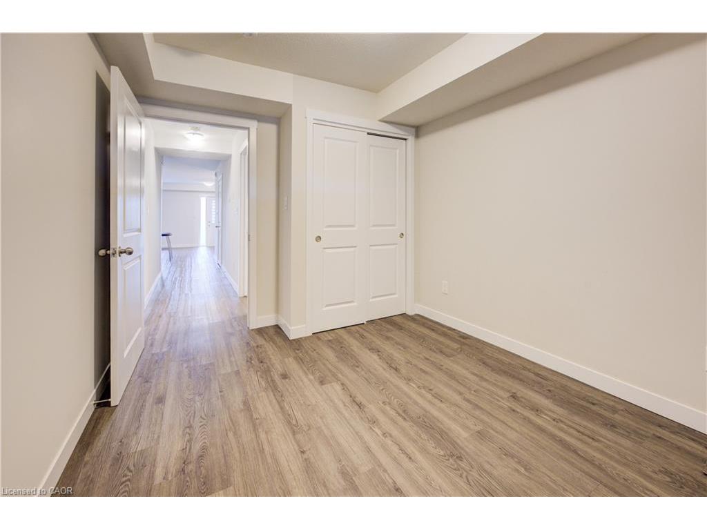 









160


Rochefort

Street, C-18,
Kitchener,




ON
N2R 0P5

