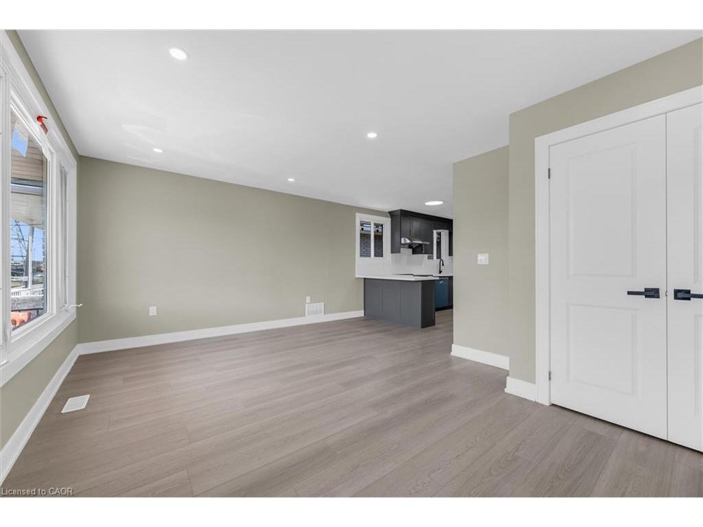 









1965


Brampton

Street,
Hamilton,




ON
L8H 3S6

