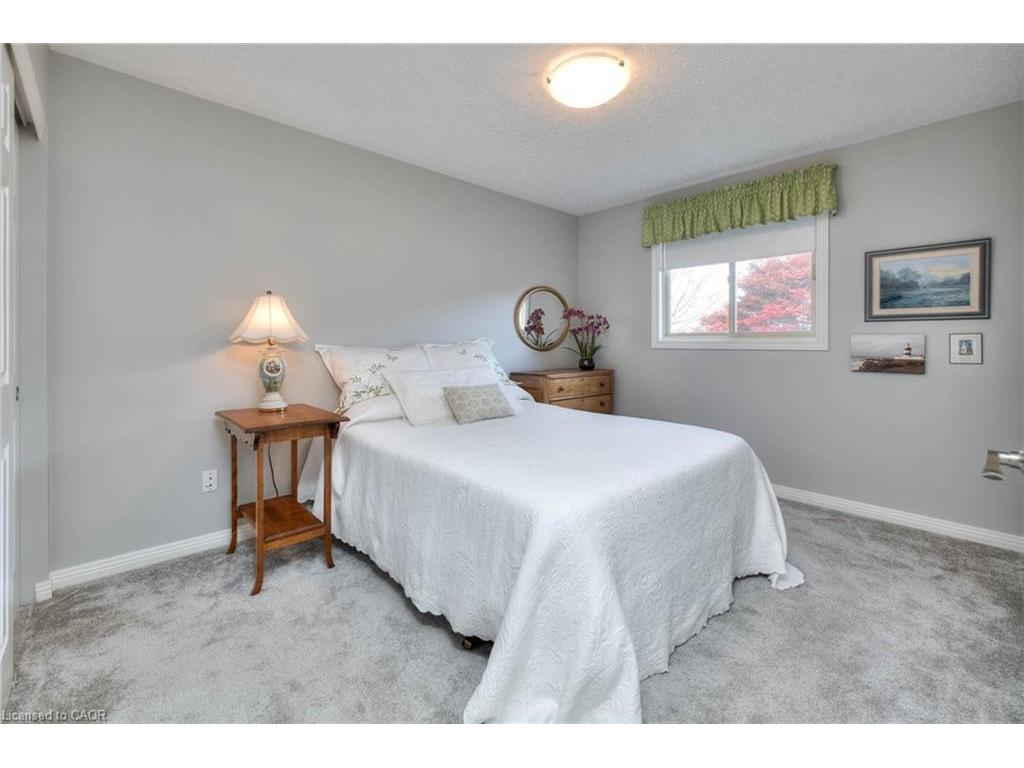 









7


Maue

Court, 148,
Baden,




ON
N3A 3P2

