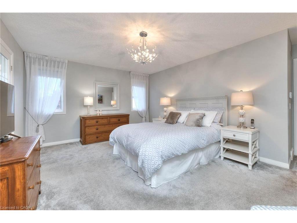 









7


Maue

Court, 148,
Baden,




ON
N3A 3P2

