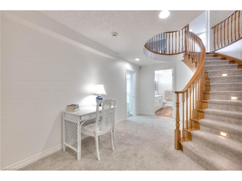 









7


Maue

Court, 148,
Baden,




ON
N3A 3P2

