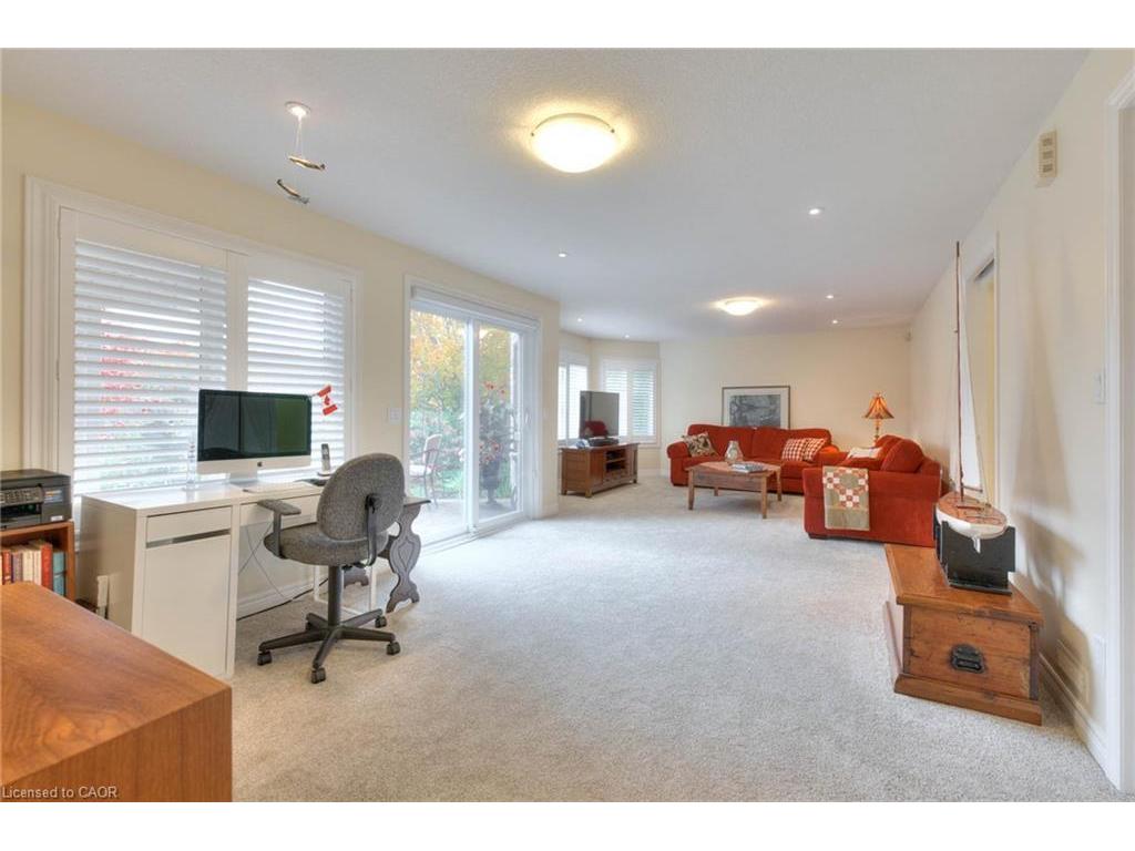 









7


Maue

Court, 148,
Baden,




ON
N3A 3P2

