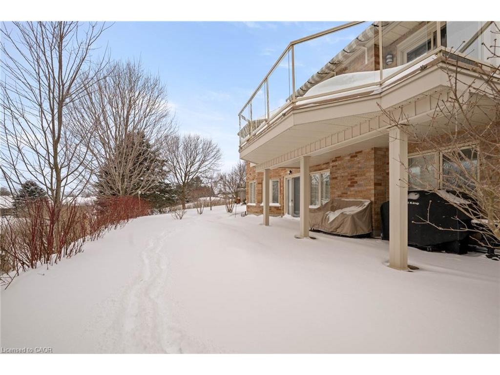 









7


Maue

Court, 148,
Baden,




ON
N3A 3P2

