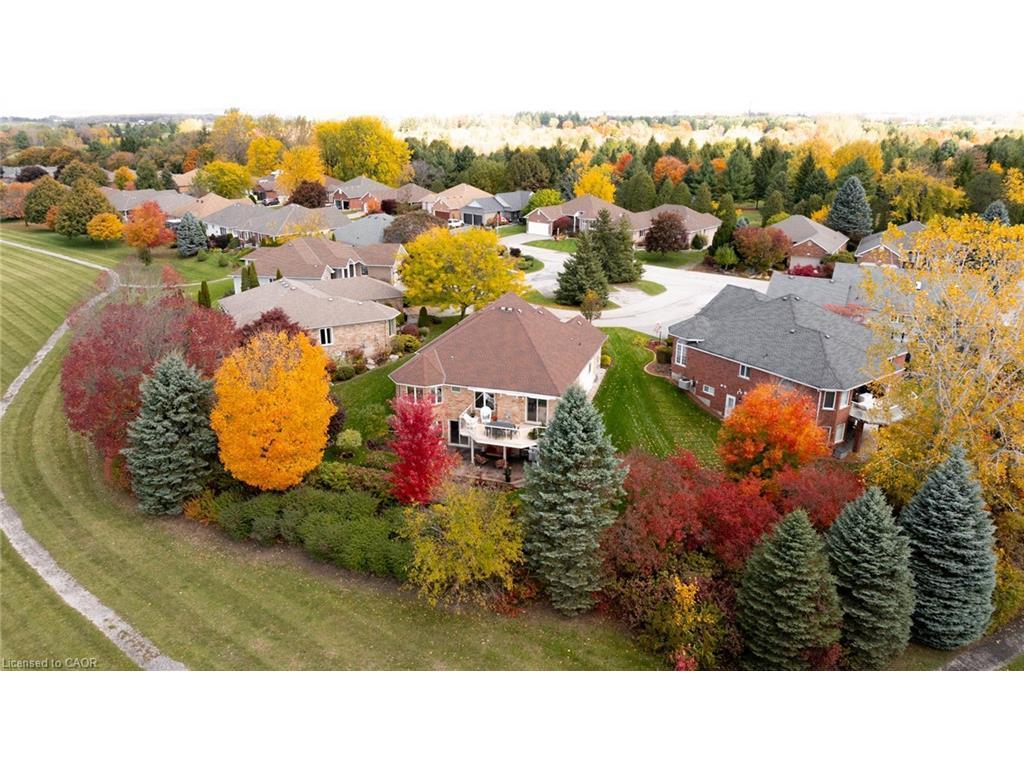 









7


Maue

Court, 148,
Baden,




ON
N3A 3P2

