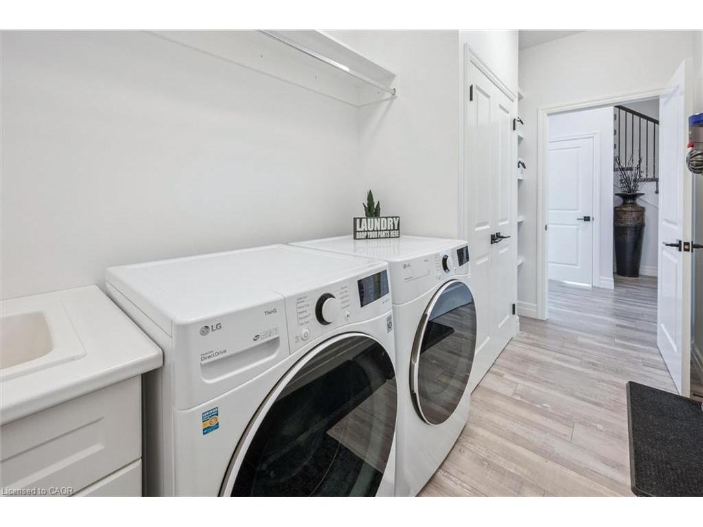 









164


Woodberry

Crescent,
Elmira,




ON
N3B 0E5

