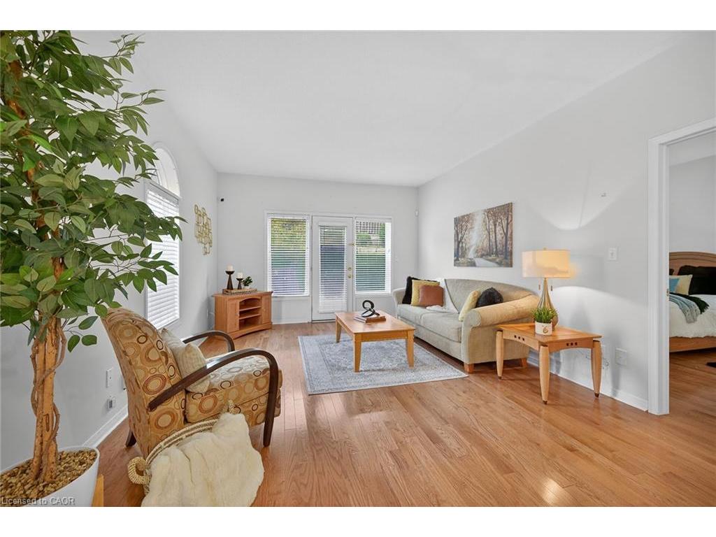 









213


Nash

Road South, 33,
Hamilton,




ON
L8K 6S2

