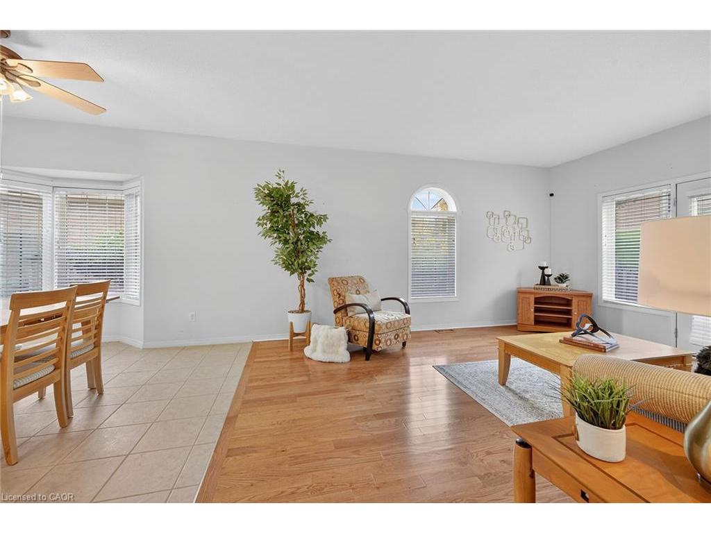 









213


Nash

Road South, 33,
Hamilton,




ON
L8K 6S2

