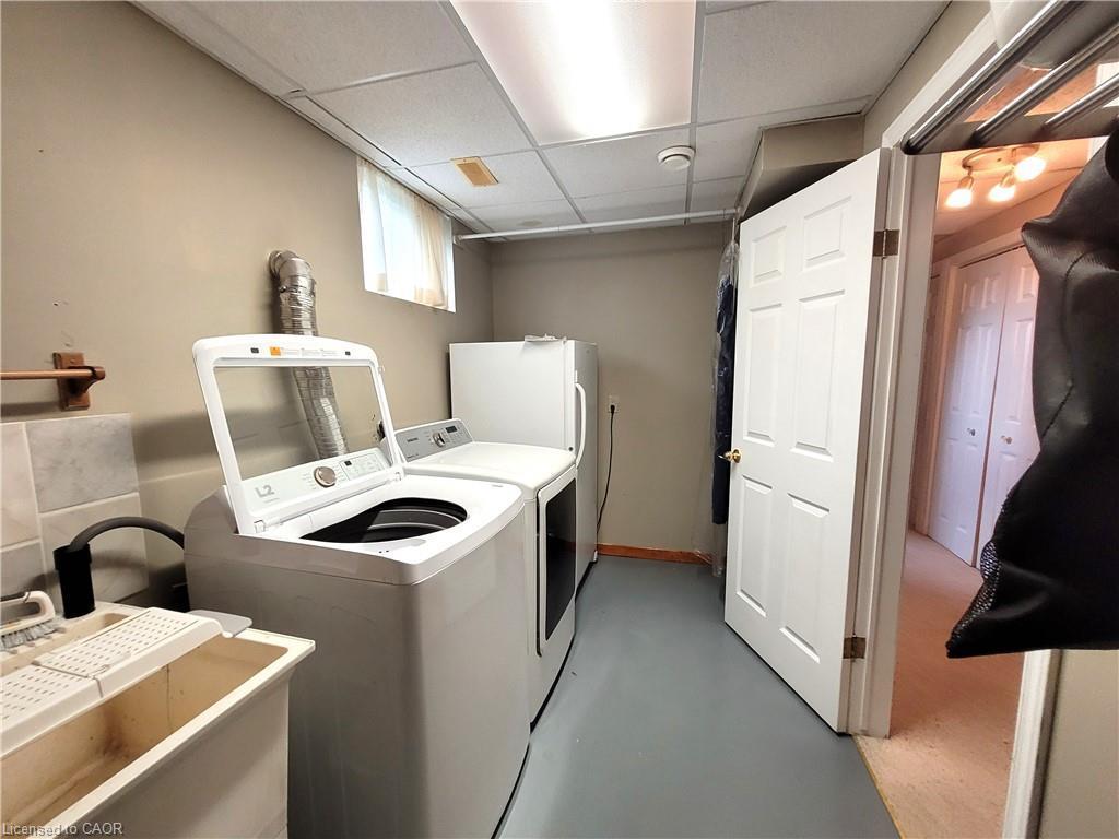 









8


Simon

Court,
Waterford,




ON
N0E 1Y0

