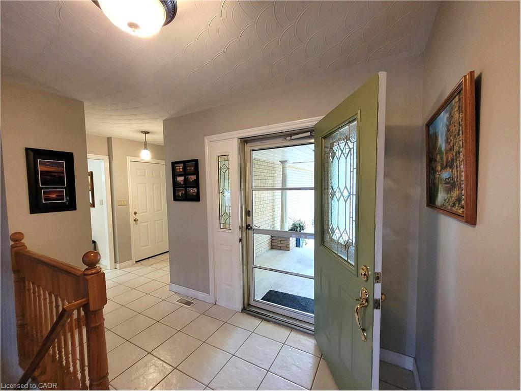 









8


Simon

Court,
Waterford,




ON
N0E 1Y0

