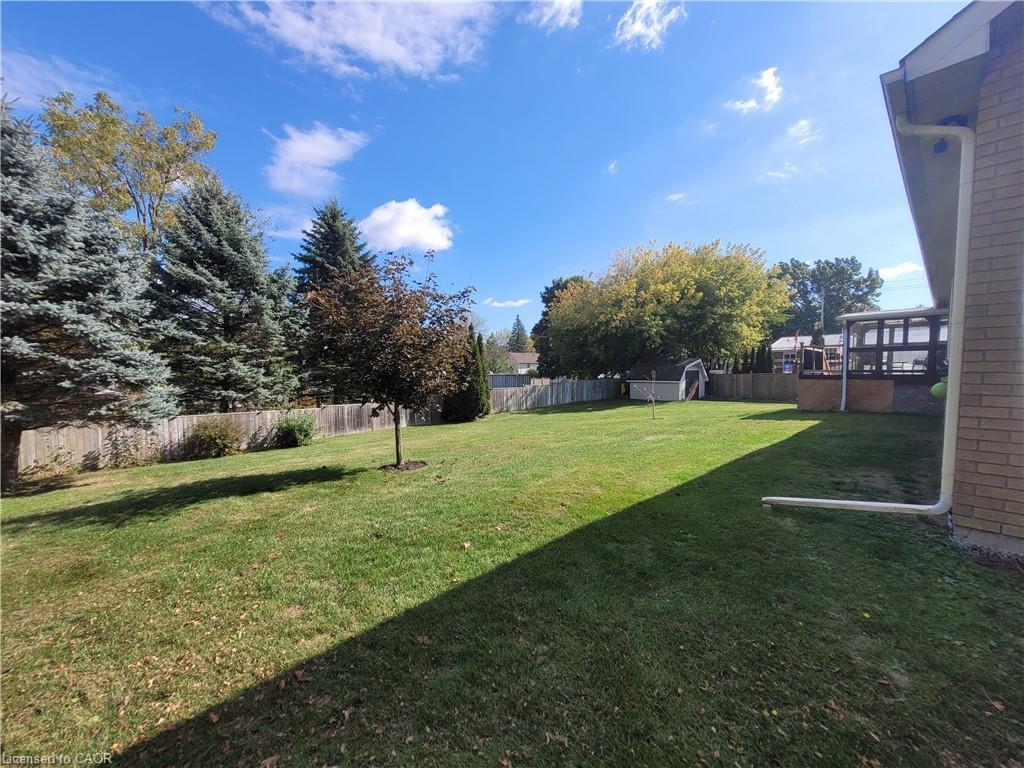 









8


Simon

Court,
Waterford,




ON
N0E 1Y0

