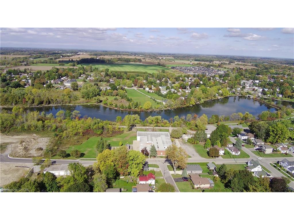 









8


Simon

Court,
Waterford,




ON
N0E 1Y0

