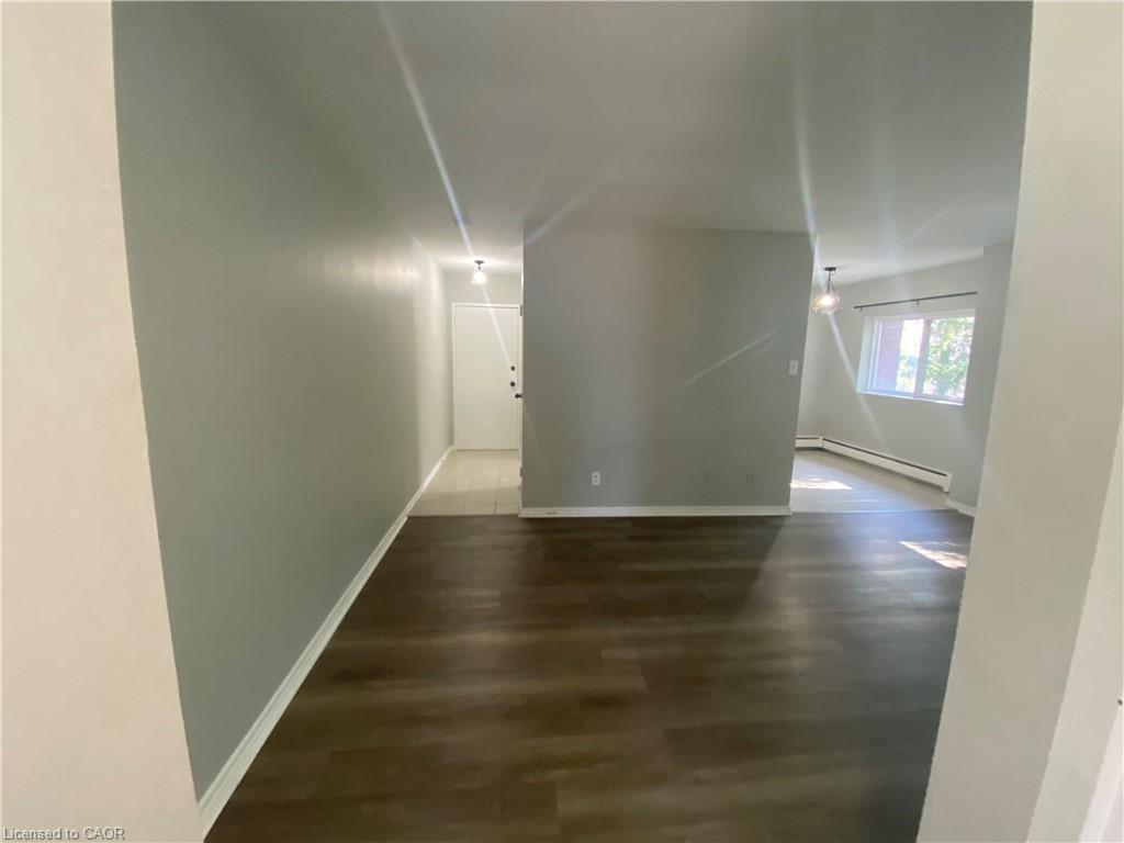 









163


Chandler

Drive, 15,
Kitchener,




ON
N2E 1H1

