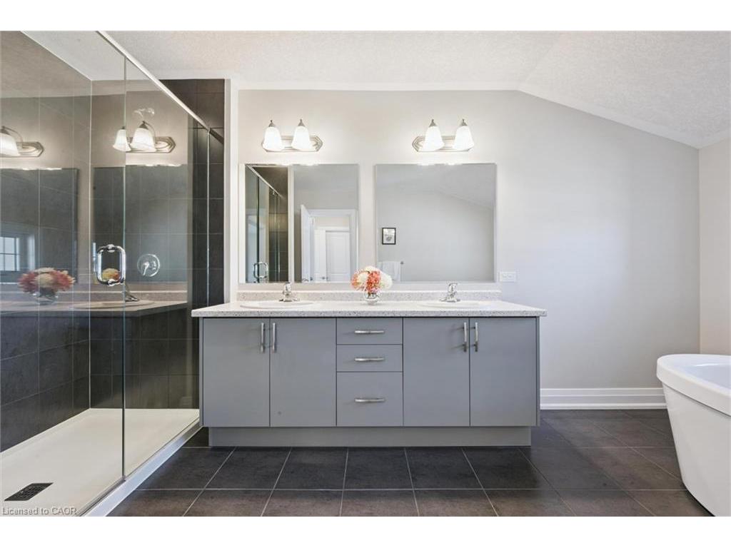 









916


Valencia

Court,
Kitchener,




ON
N2R 0R5

