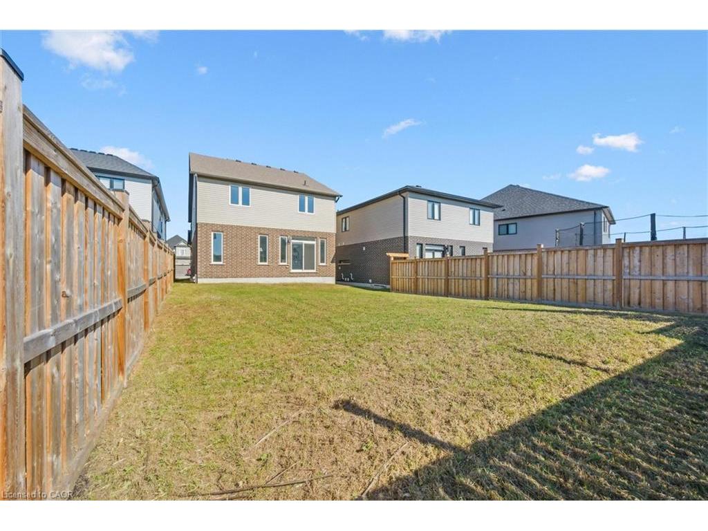 









916


Valencia

Court,
Kitchener,




ON
N2R 0R5

