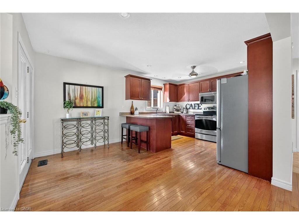 









133


Eringate

Drive,
Stoney Creek,




ON
L8J 3Y8

