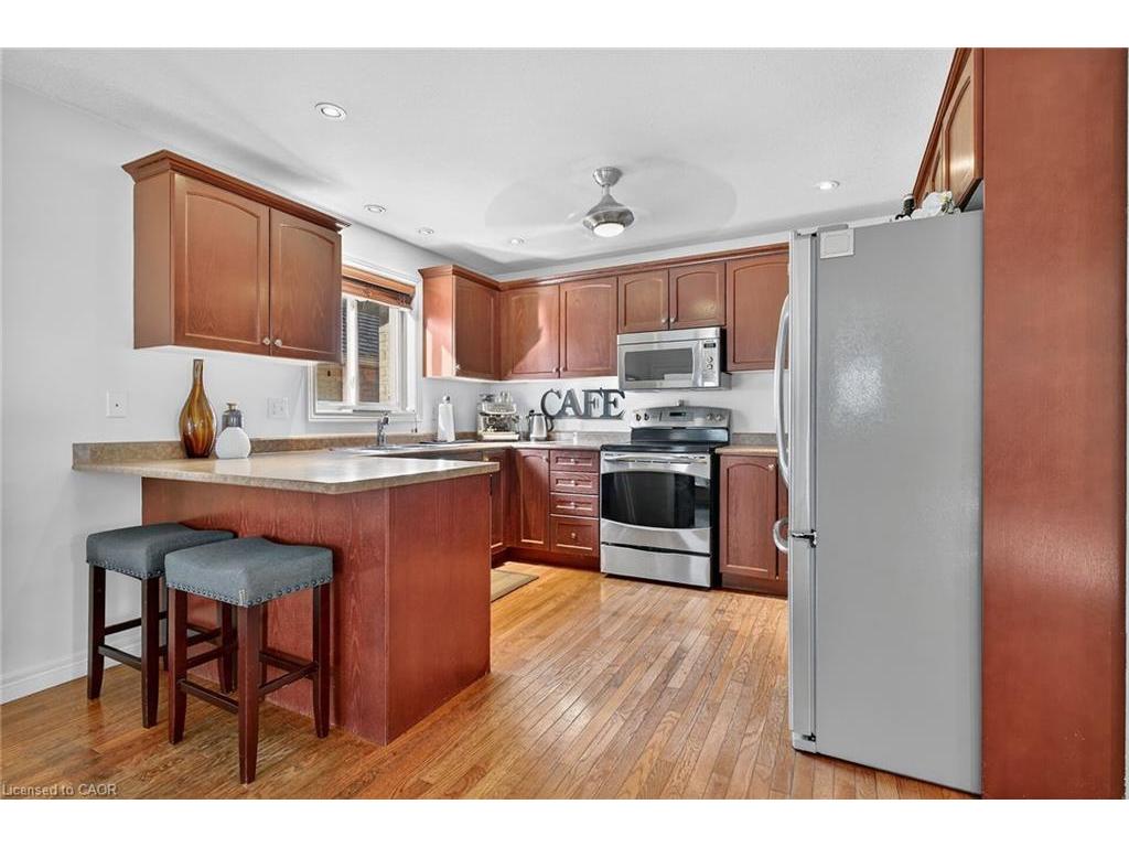 









133


Eringate

Drive,
Stoney Creek,




ON
L8J 3Y8

