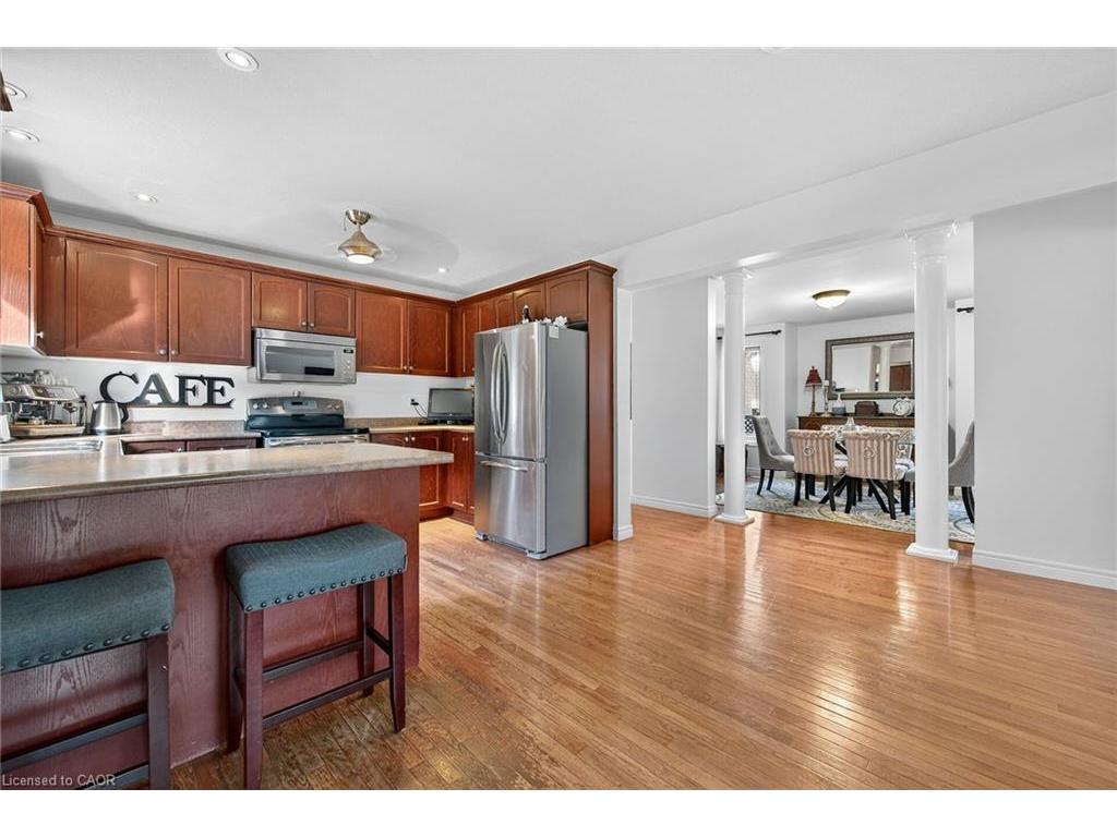 









133


Eringate

Drive,
Stoney Creek,




ON
L8J 3Y8

