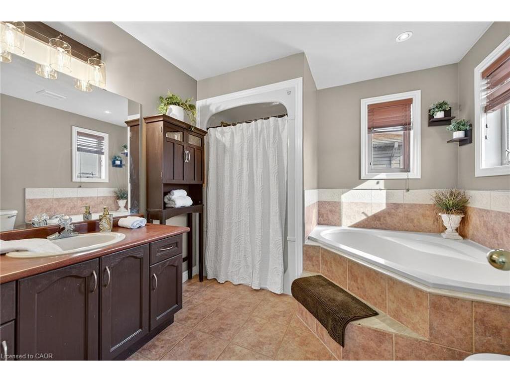 









133


Eringate

Drive,
Stoney Creek,




ON
L8J 3Y8

