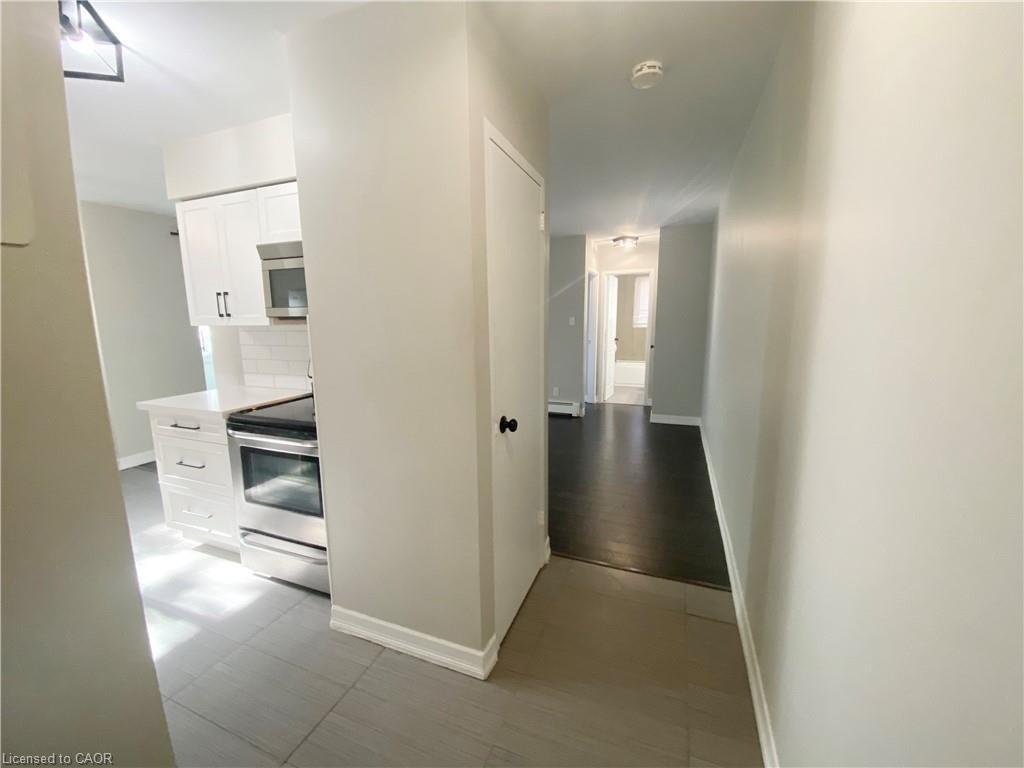 









163


Chandler

Drive, 12,
Kitchener,




ON
N2E 1H1

