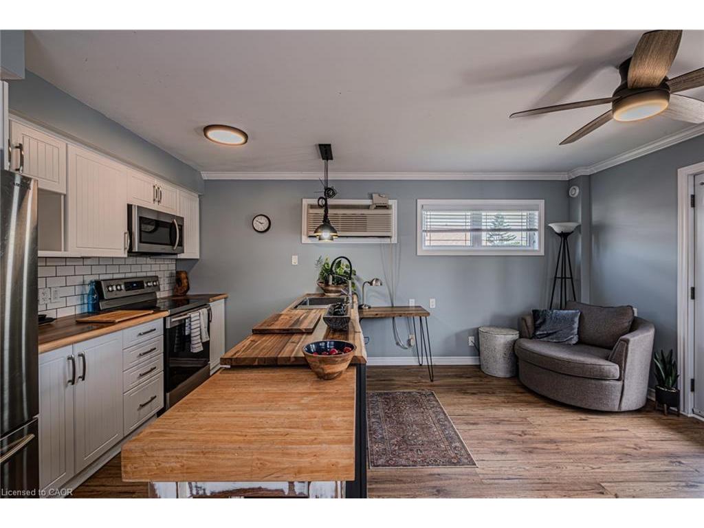 









2017


Erie

Street,
Port Dover,




ON
N0A 1N7

