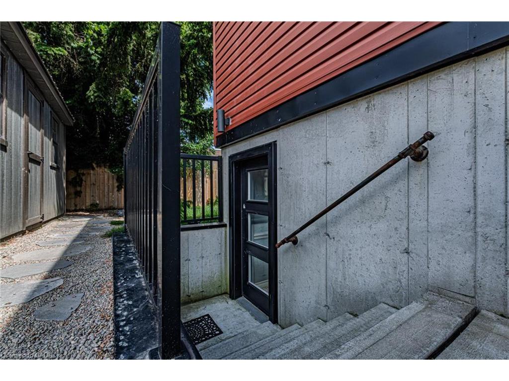 









2017


Erie

Street,
Port Dover,




ON
N0A 1N7

