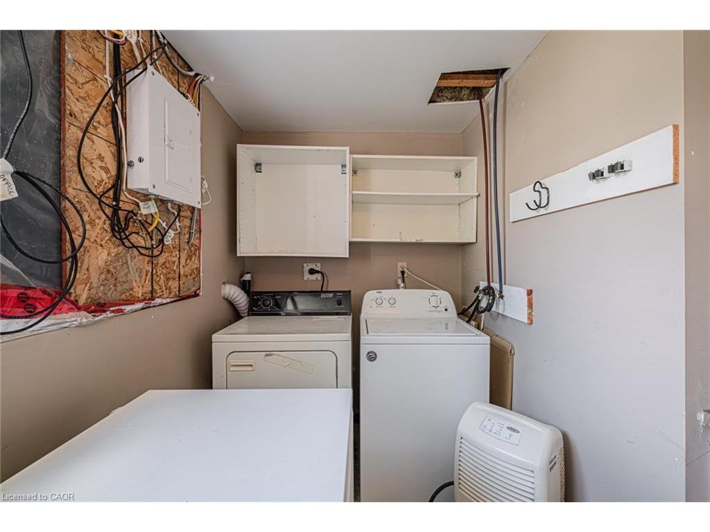 









2017


Erie

Street,
Port Dover,




ON
N0A 1N7

